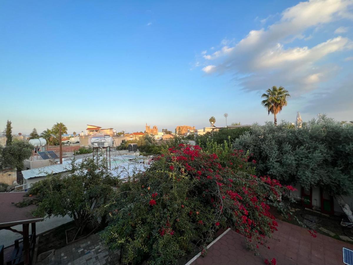 Betul Guest House Famagusta  Buitenkant foto