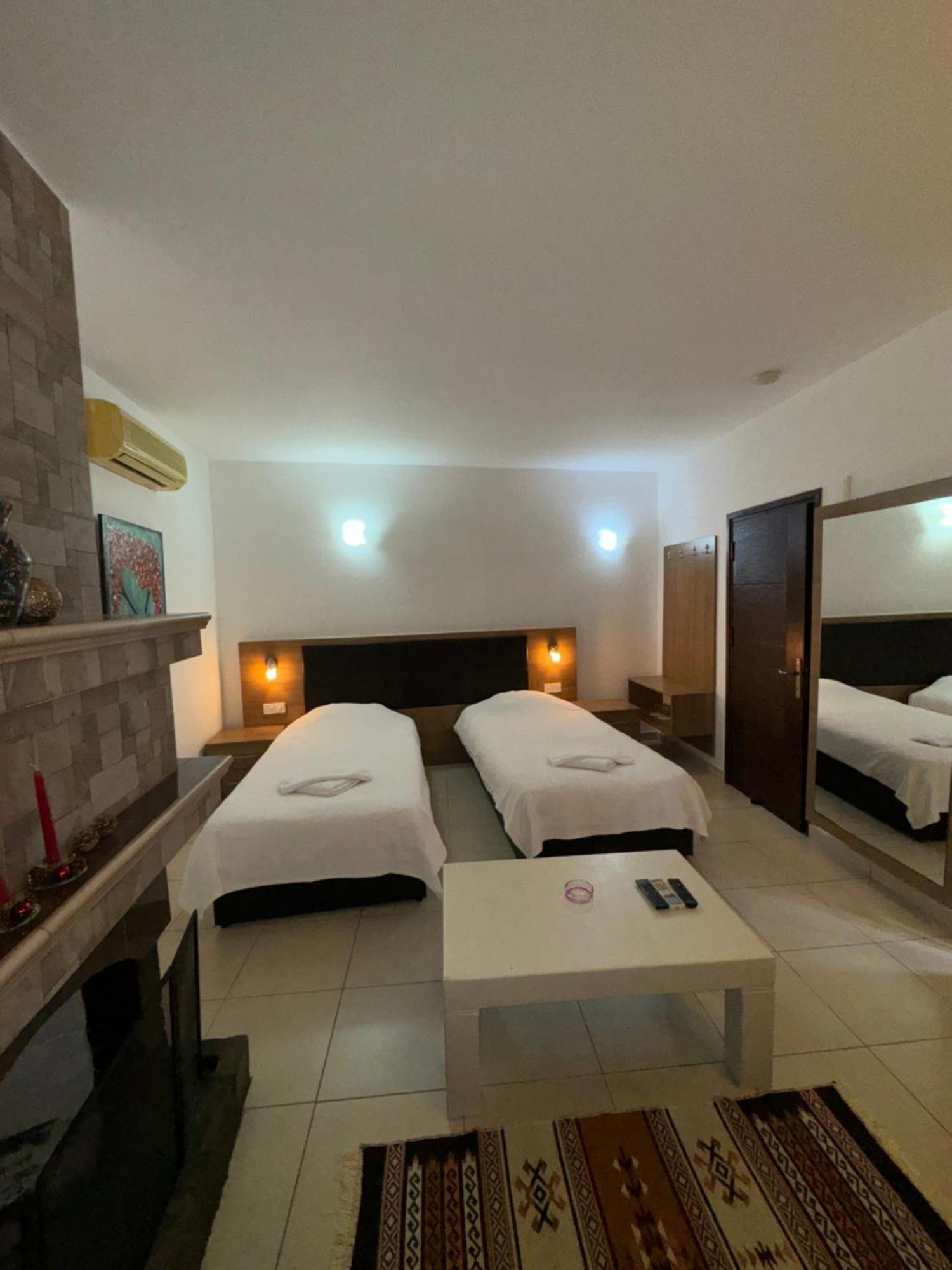 Betul Guest House Famagusta  Buitenkant foto