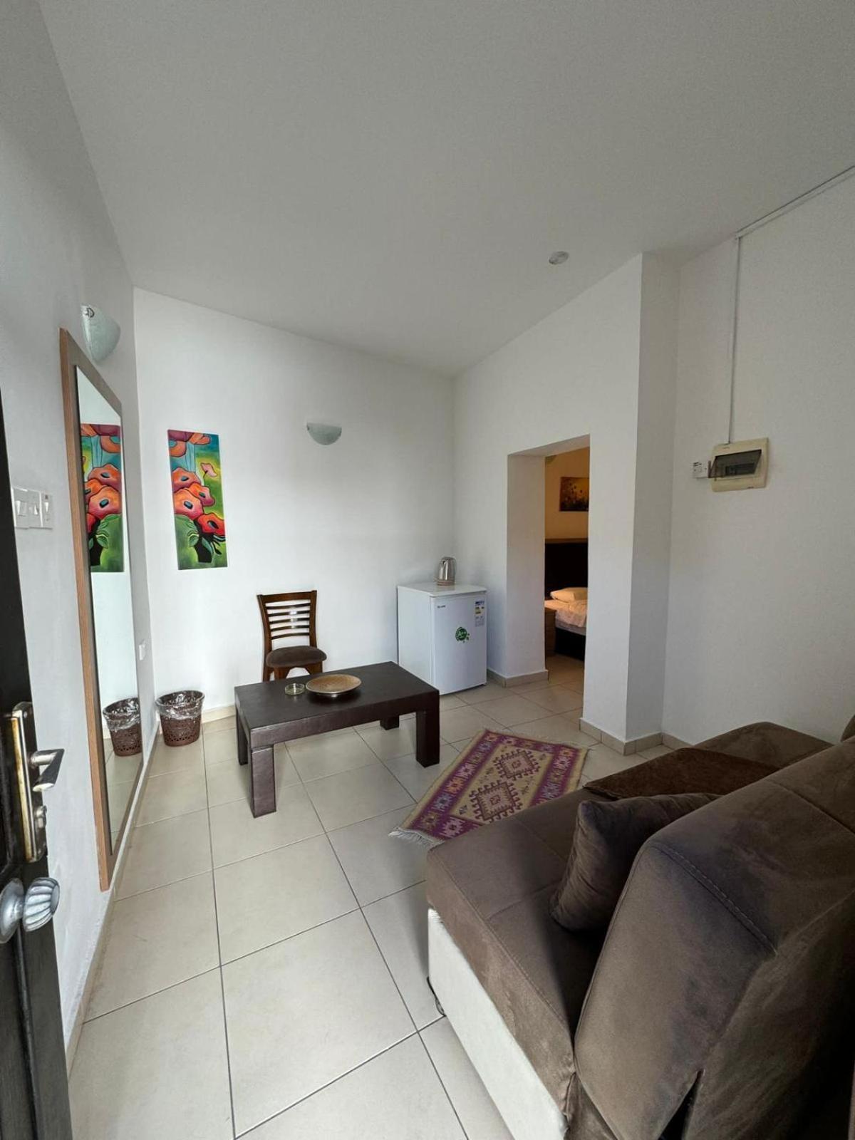 Betul Guest House Famagusta  Buitenkant foto