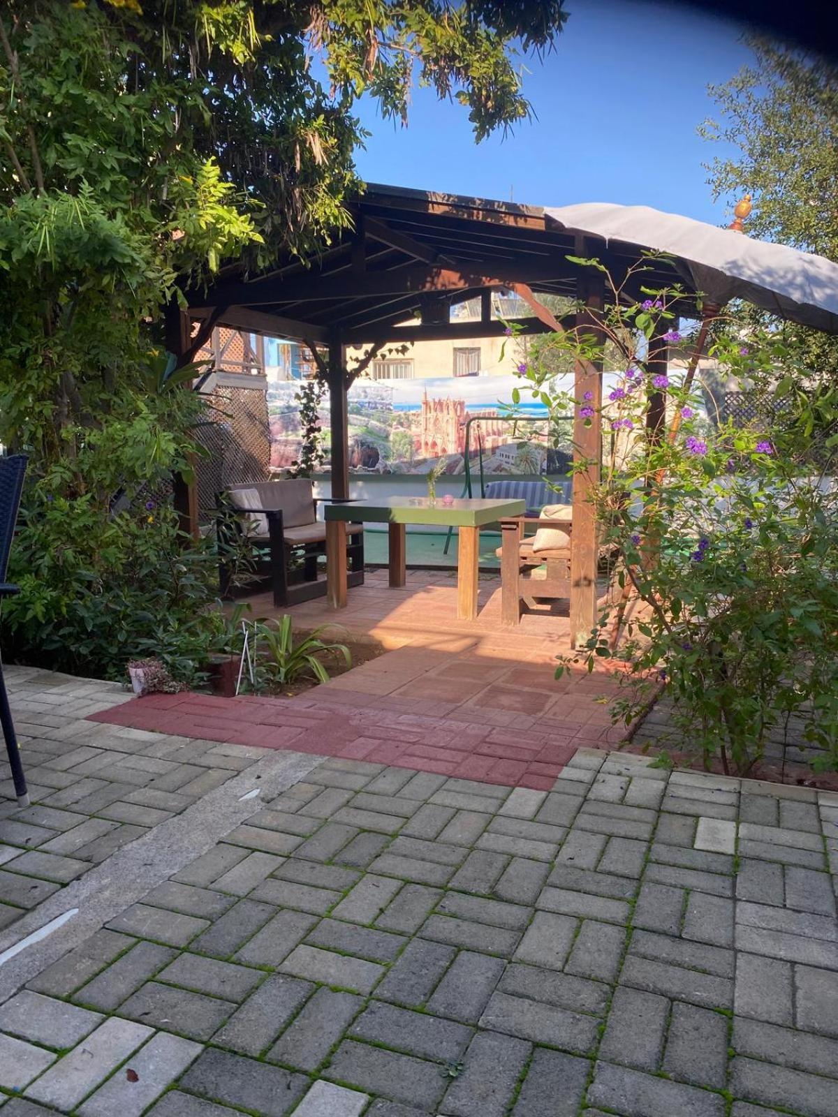 Betul Guest House Famagusta  Buitenkant foto
