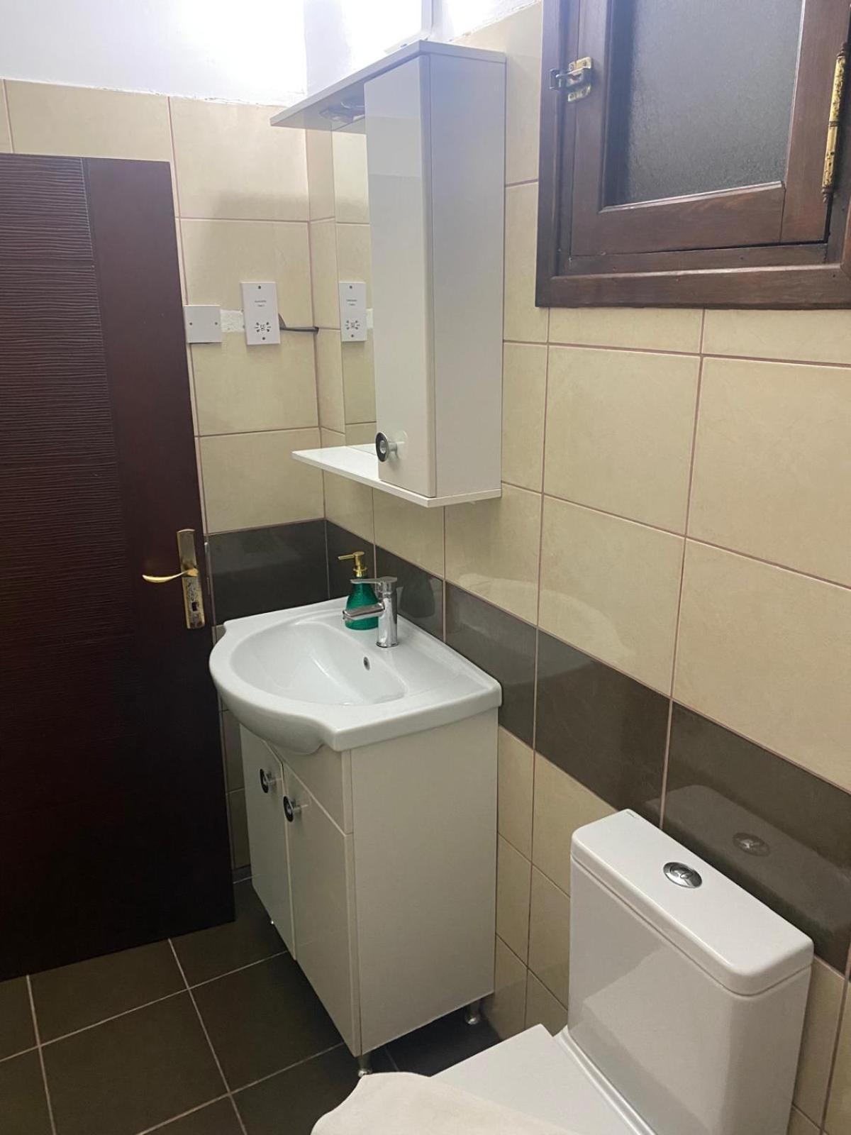 Betul Guest House Famagusta  Buitenkant foto